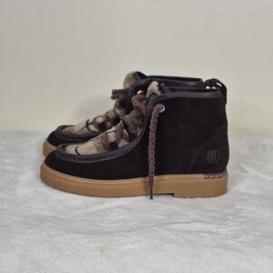 Cole Haan Summit Chukka Bootie US 7B